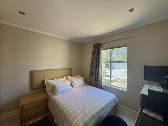 To Let 3 Bedroom Property for Rent in Royal Ascot Western Cape